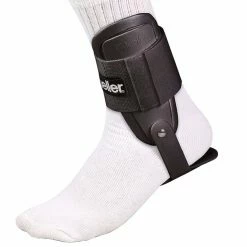 Mueller Lite Black Ankle Brace